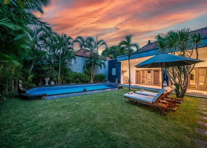 Villa Kangaroo Seminyak, 2br Private Pool Close To Double Six