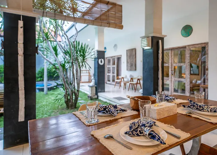 Villa Kangaroo Seminyak, 2br Private Pool Close To Double Six Seminyak